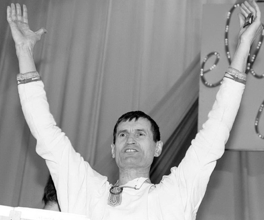 С Днем рождения, Йовлань Оло!
