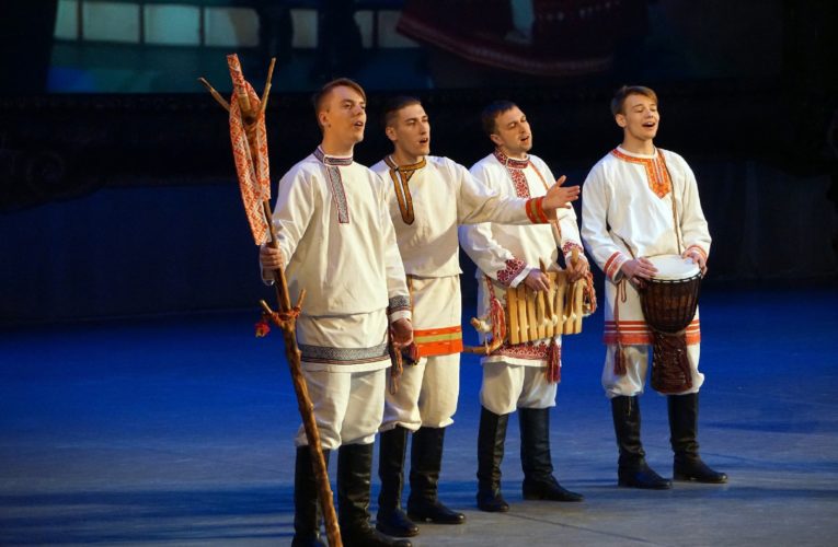 МОРДОВСКИЙ КОСТЮМ