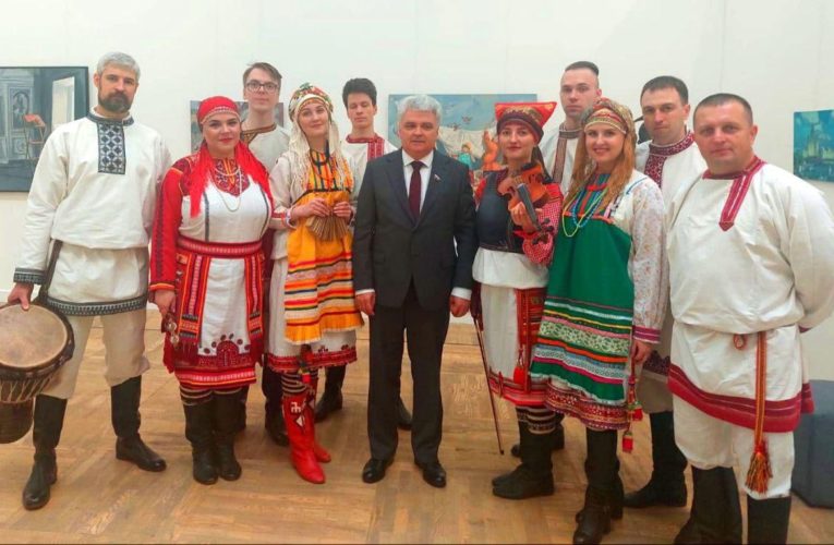 Выставка «Искусство Мордовии. Духовное и национальное»