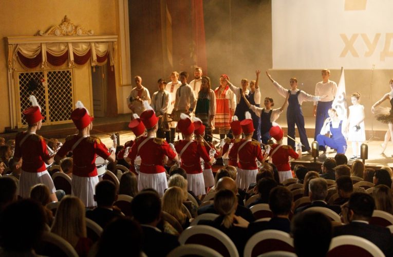 В Саранске открылся молодёжный фестиваль «Худсовет»