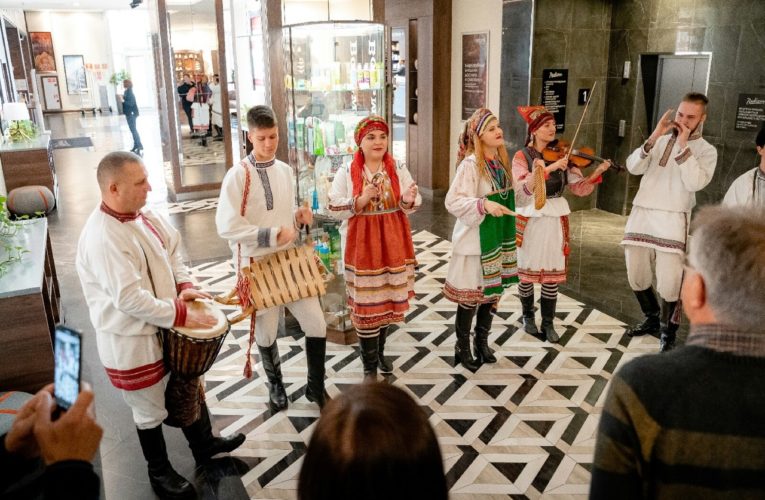 Поздравляем с Масленицей!