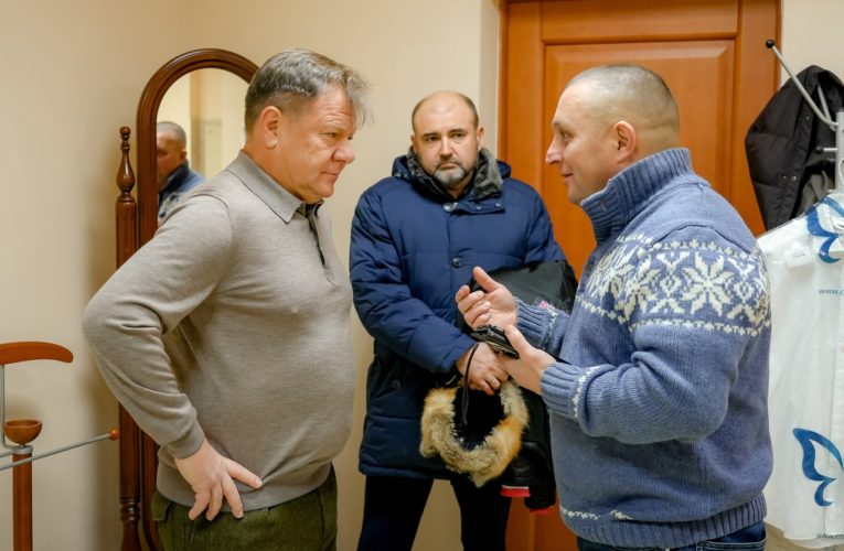 Руководитель фольклорного ансамбля «Торама» Андрей Николаев обсудил с Народным артистом России Игорем Бутманом возможность организации фестиваля «ТОРАМА ДЖАЗ».
