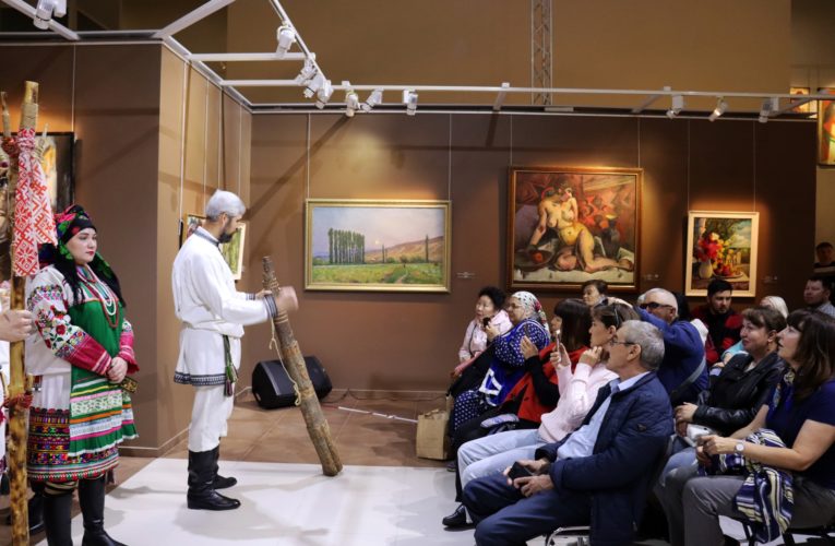 УЧАСТНИКИ МЕЖДУНАРОДНОЙ КОНФЕРЕНЦИИ ПОЗНАКОМИЛИСЬ С КУЛЬТУРОЙ МОРДОВИИ