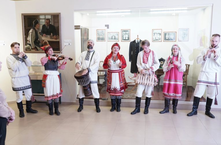 Встреча гостей в Краеведческом музее им. И.Д.Воронина