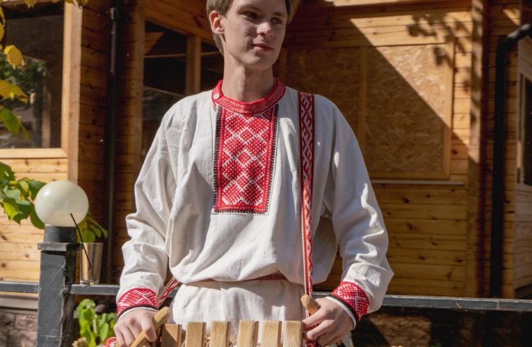 ПОЗДРАВЛЯЕМ С ДНЁМ РОЖДЕНИЯ!
