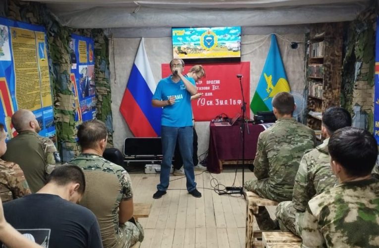 ФОЛК-ГРУППА «ТОРАМА» МУЗЫКОЙ ПОДНИМАЕТ БОЕВОЙ ДУХ ГЕРОЕВ АНТИТЕРРОРА